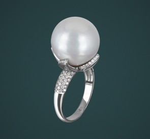 Золотое кольцо с жемчугом бриллианты 8571: белый морской жемчуг, золото 585°